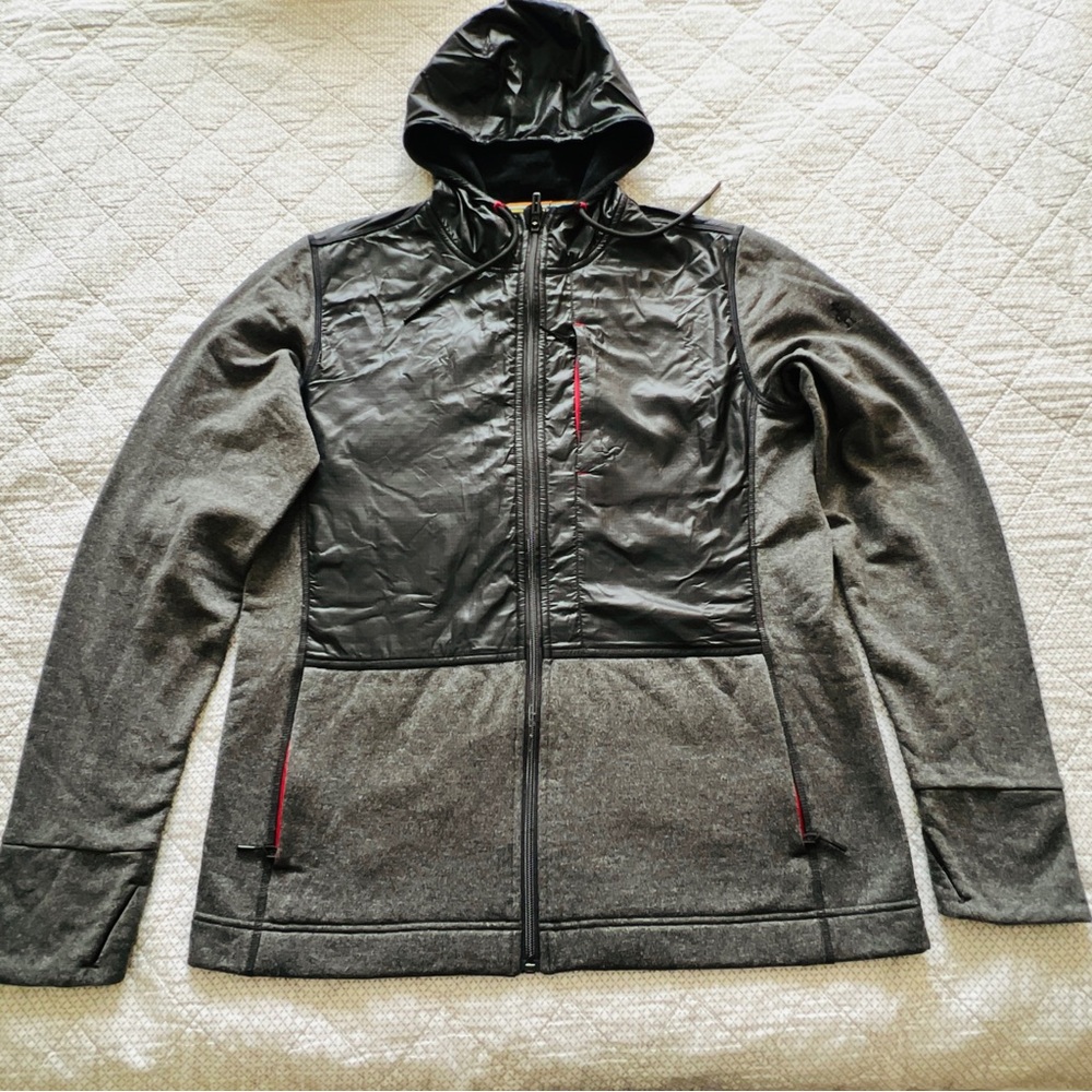 Smartwool 100% Merino wool hybrid hoodie Gently used men’s Size Medium.